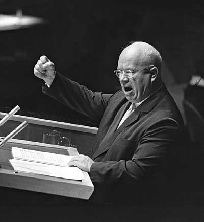 52 года назад Хрущев заявил миру о создании в СССР водородной бомбы